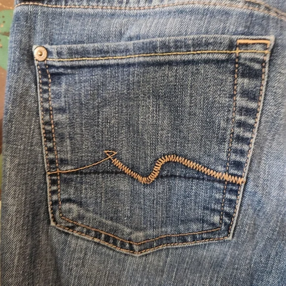 7 FOR ALL MANDKIND Straight Leg Crop Size 27 - Picture 8 of 13